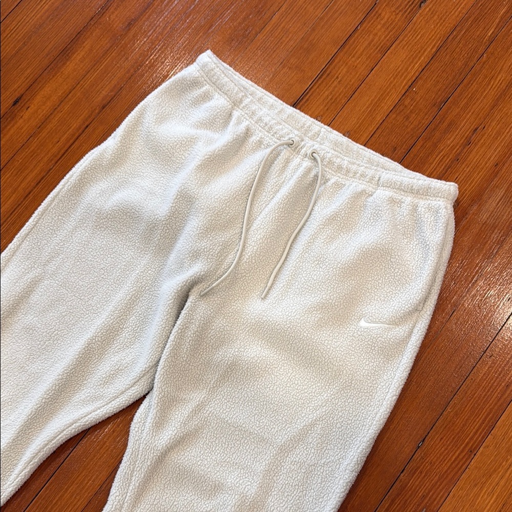 Women’s Fuzzy Nike Sweatpants